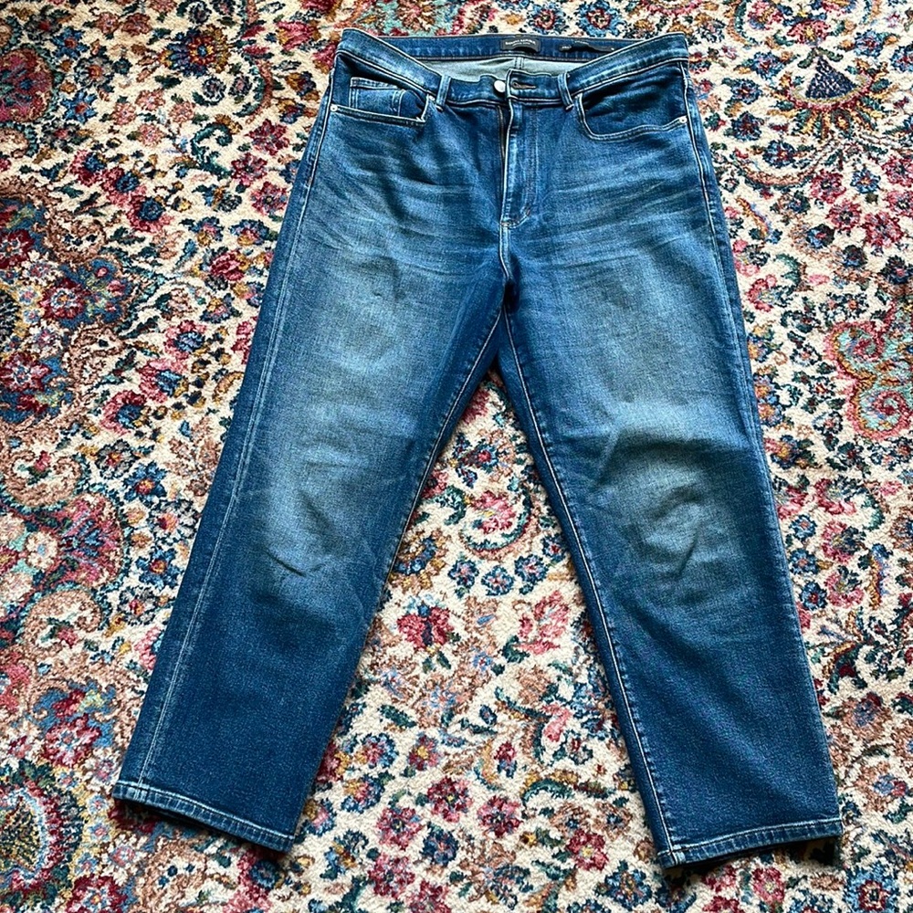 Banana Republic, High Rise Straight Leg denim, mid wash, size 32
